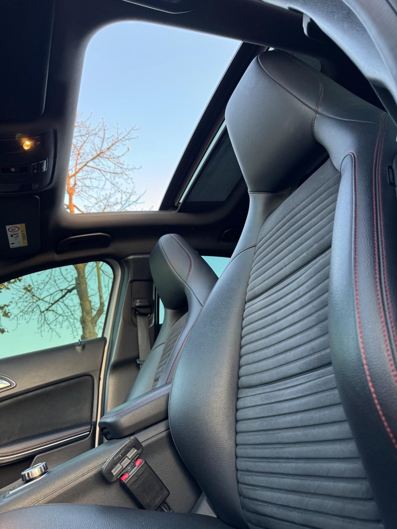 Mercedes Classe A 220d PREMIUM AMG/TETTO APRIBILE