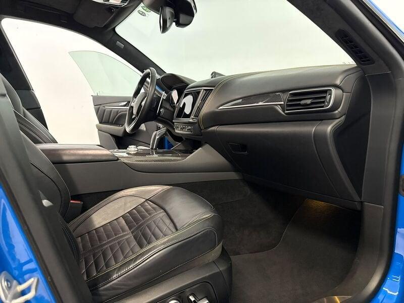 Maserati Levante 3.0 V6 350cv GranSport F Tributo