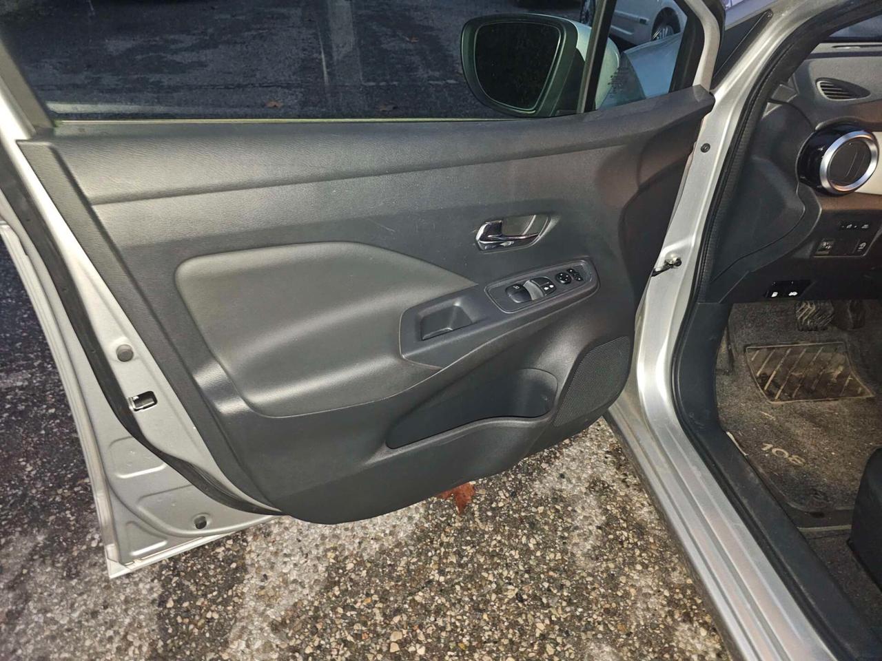 Nissan Micra IG-T 92 Xtronic 5 porte Tekna