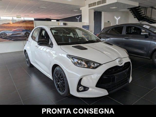 TOYOTA Yaris 1.0 5 porte