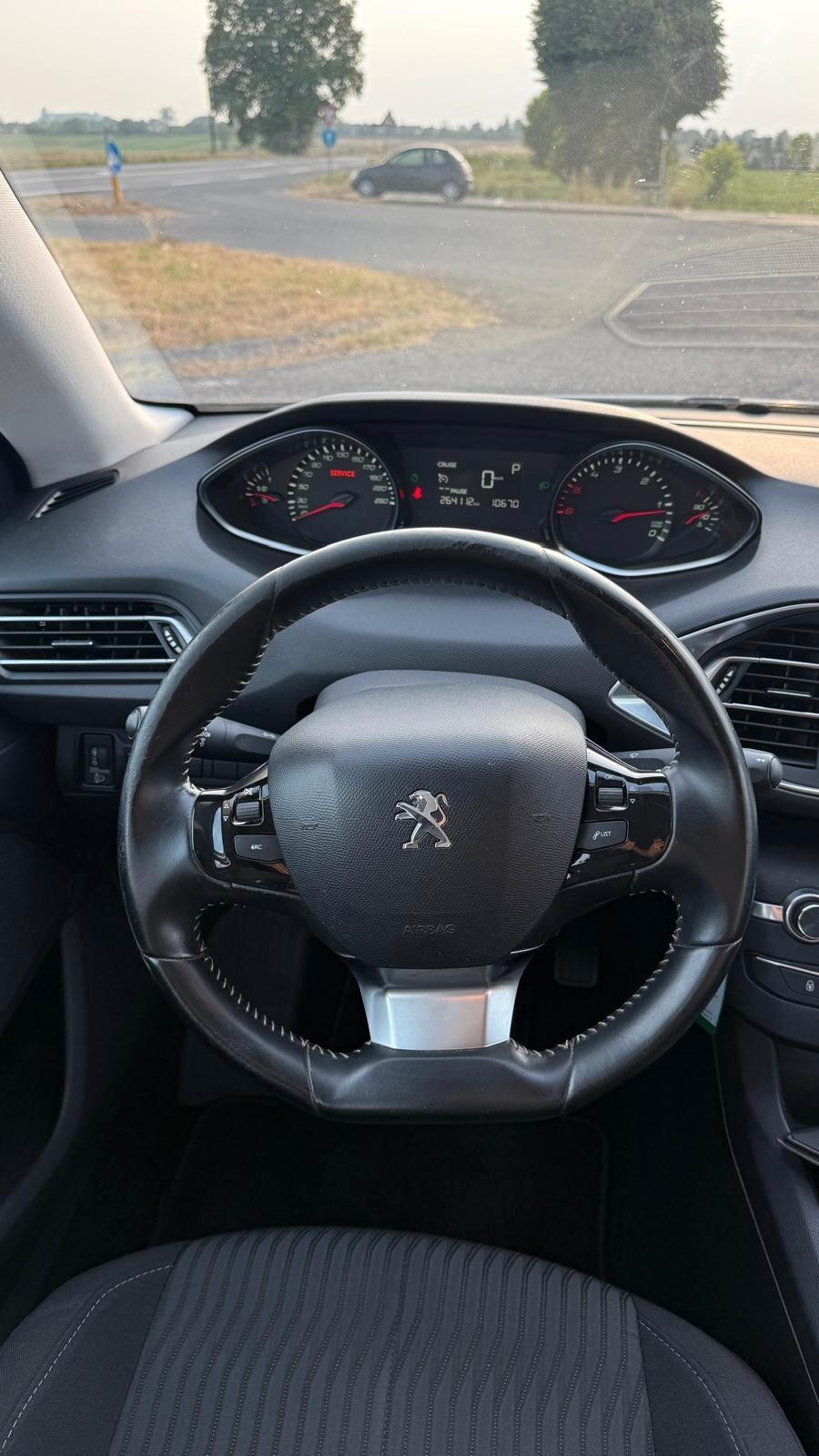 Peugeot 308 PEUGEOT 308SV IP6HDI