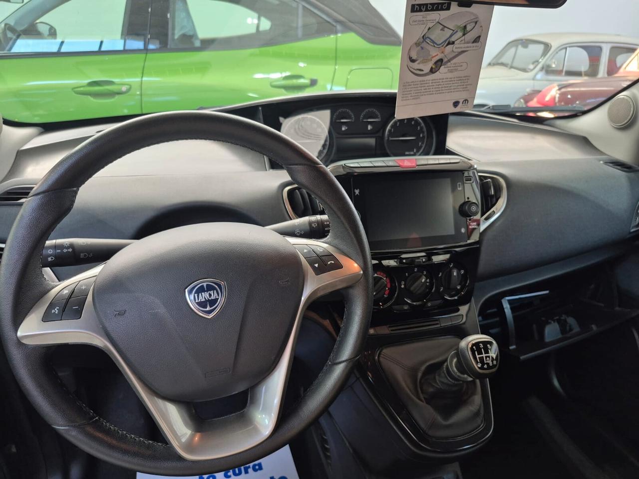 Lancia Ypsilon 1.0 hybrid gold PREZZO REALE