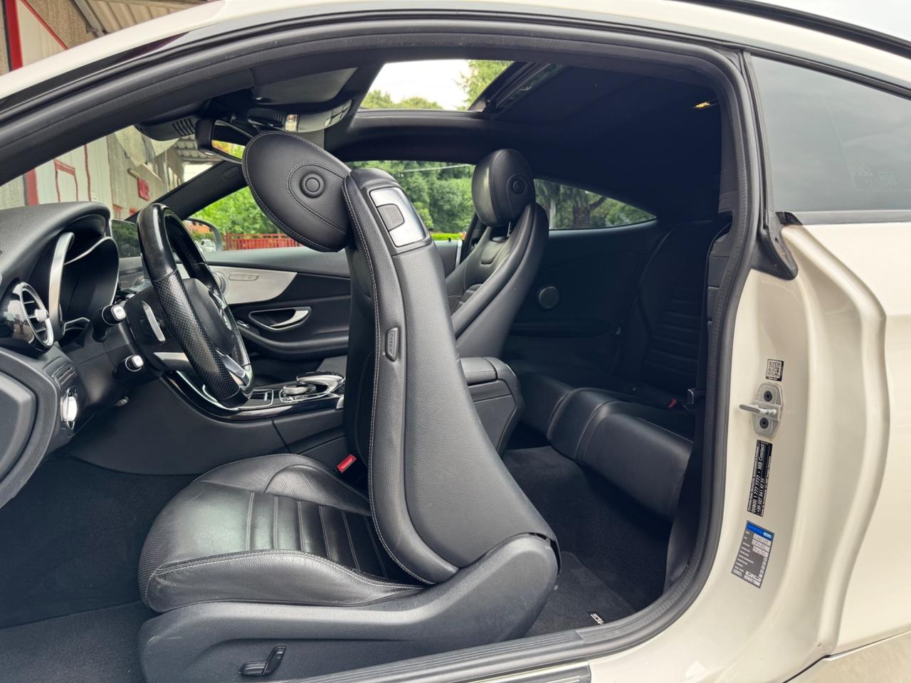 Mercedes-benz C 250d Coupé Premium Plus Amg