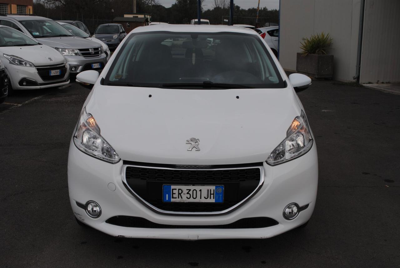 PEUGEOT 208 1.2 82 CV OK NEOPATENTATI