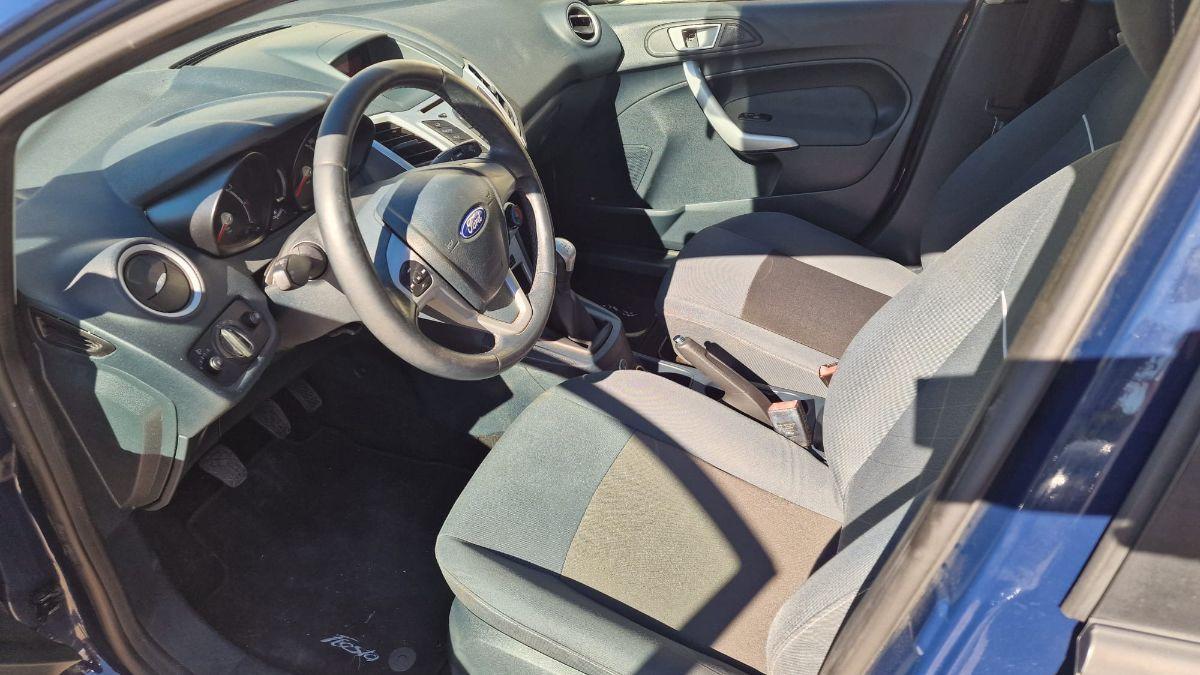 FORD - Fiesta - 1.4 16V 5p. Bz.- GPL Titanium Bs.