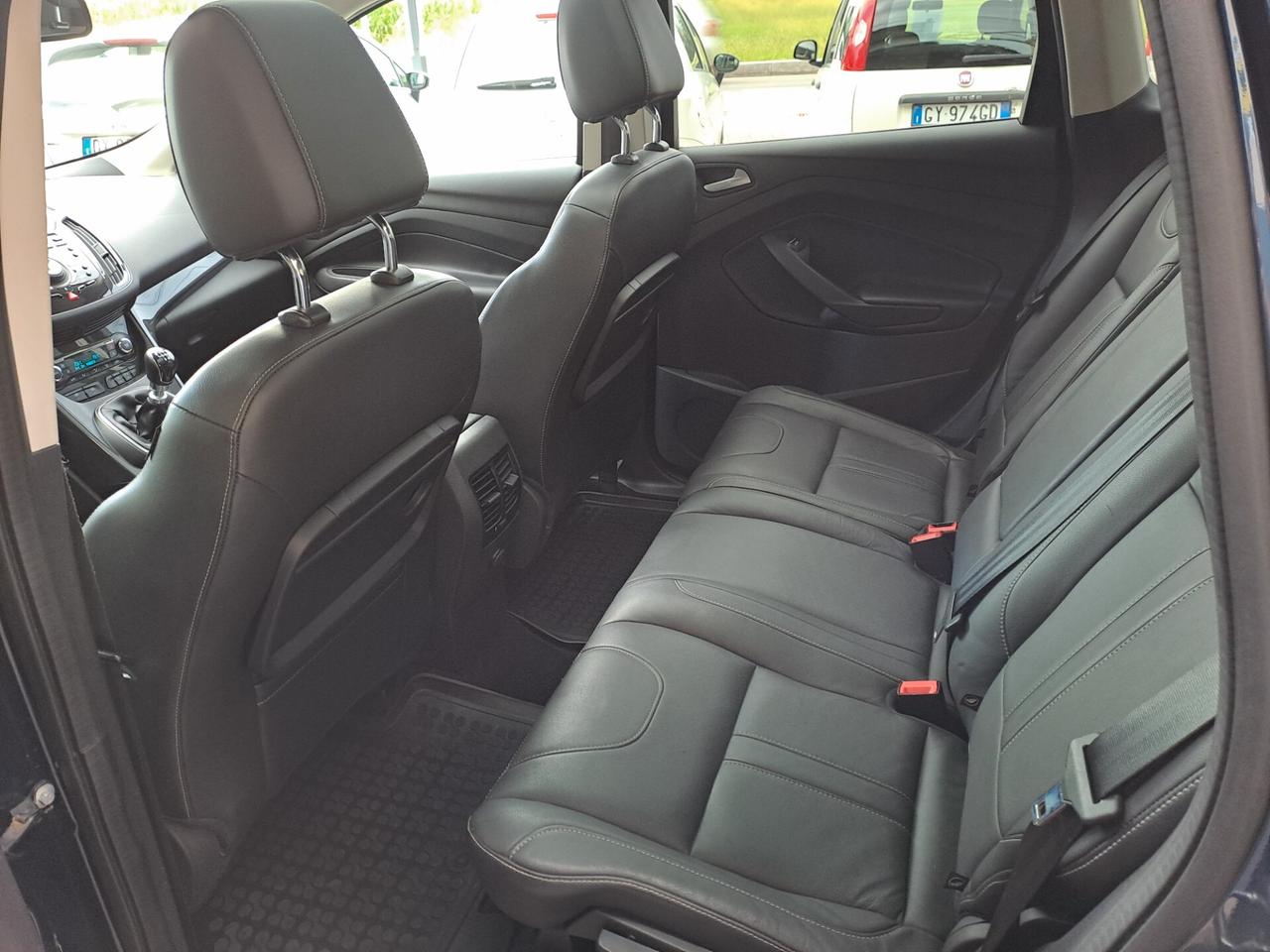 Ford Kuga 2.0 TDCI 140CV 4WD Titanium - PANORAMA