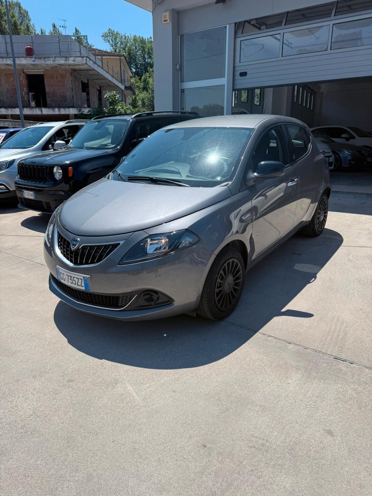 Lancia Ypsilon 1.0 FireFly 5 porte S&S Hybrid Ecochic Gold