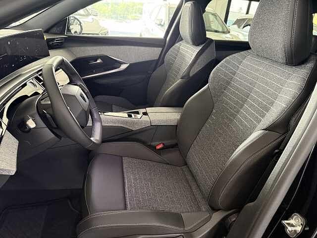 Peugeot 5008 Hybrid 136 CV e-DCS6 Allure