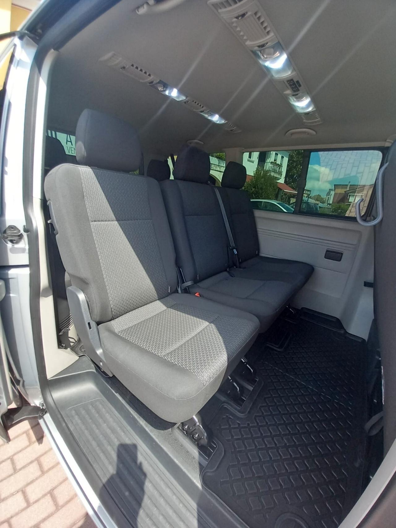 Volkswagen Transporter 2.0 TDI 150CV DSG PC Kombi