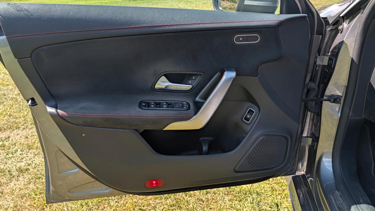 Mercedes-benz CLA 200 d Automatic Premium
