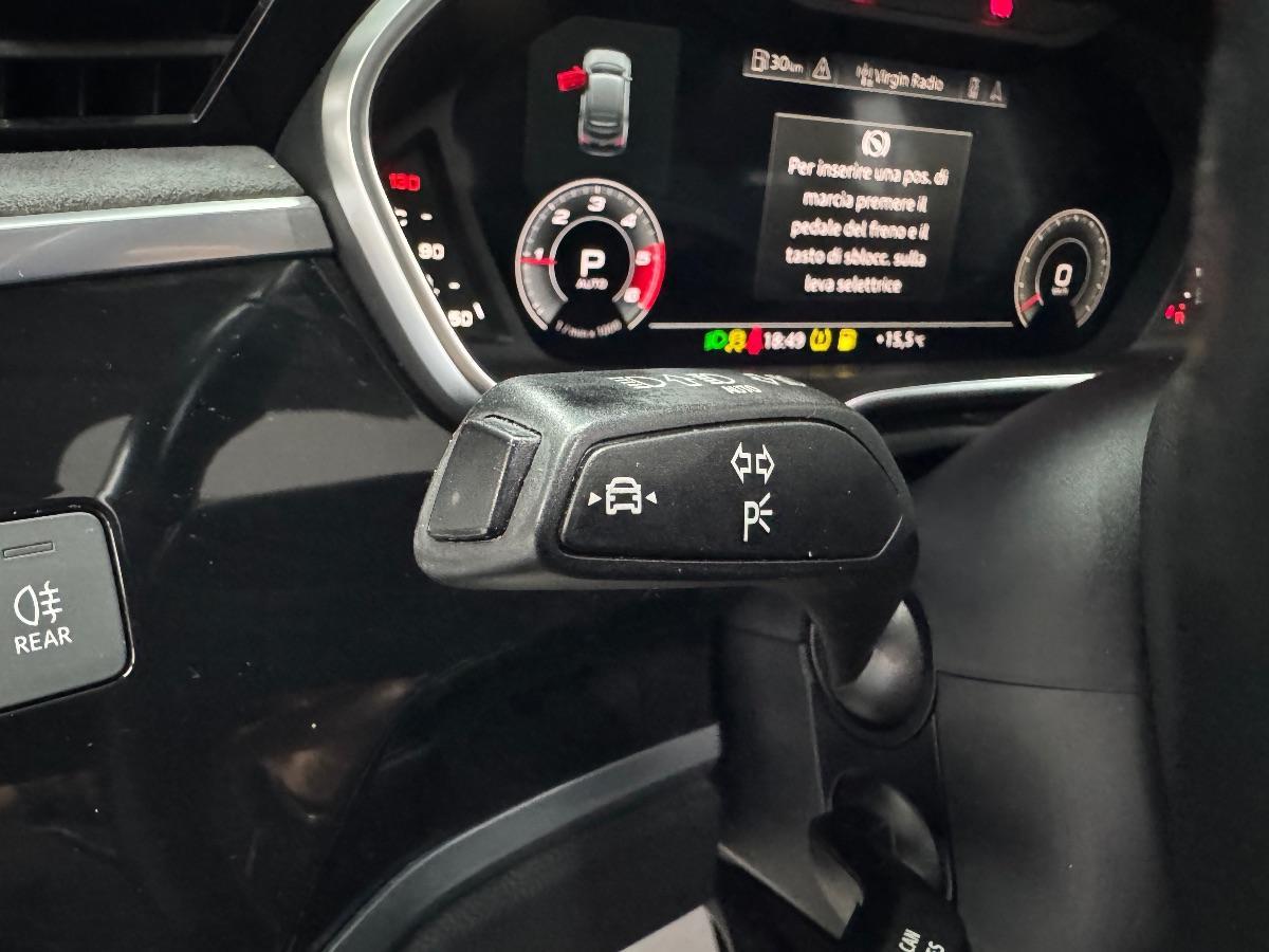 AUDI Q3 Sportback 35 TDI S tronic S-Line TETTO/ UNICO PROP/ LUCI AMBIENT/ MATRIX