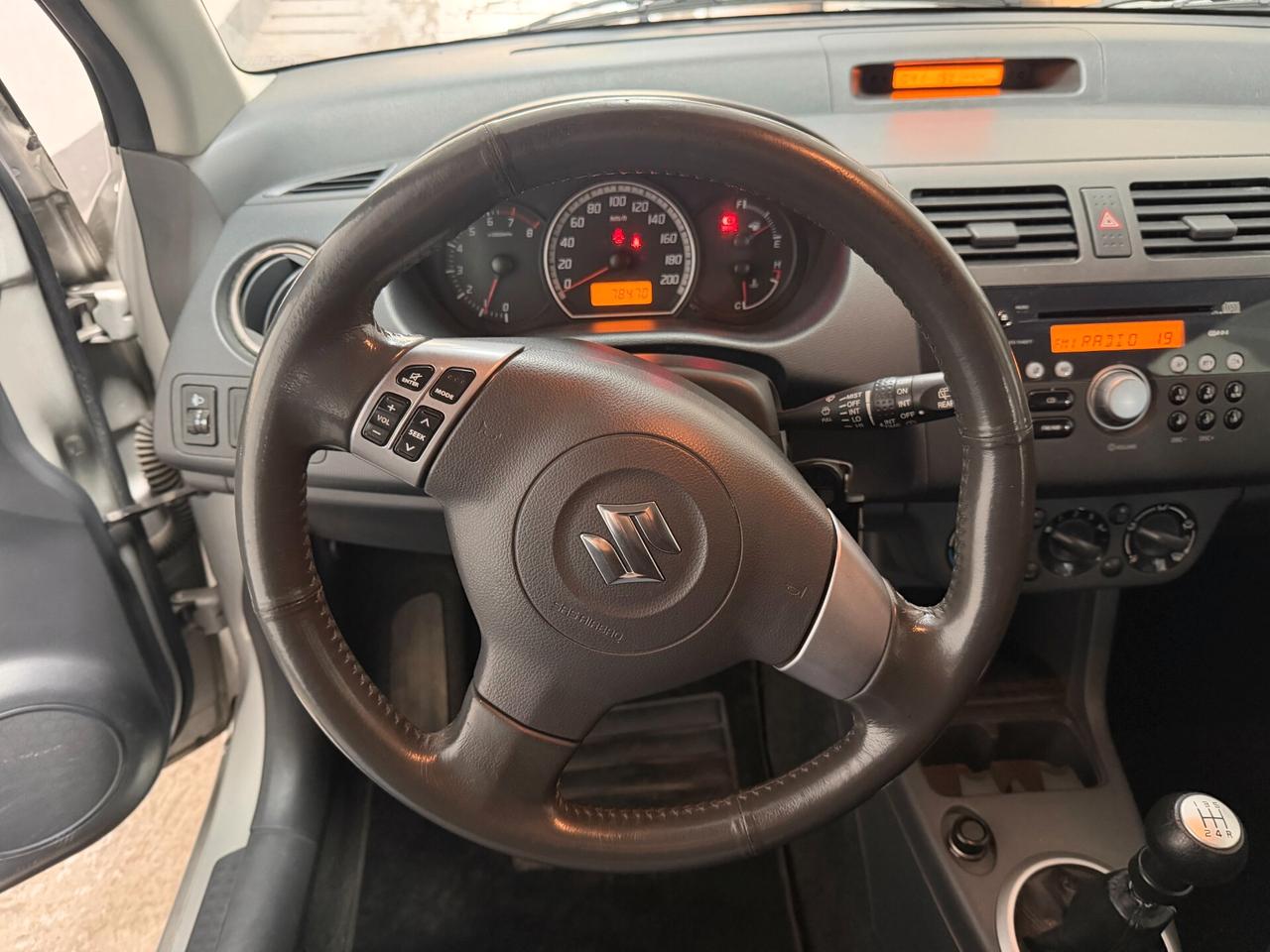 Suzuki Swift 1.3 4x4 5p. GL