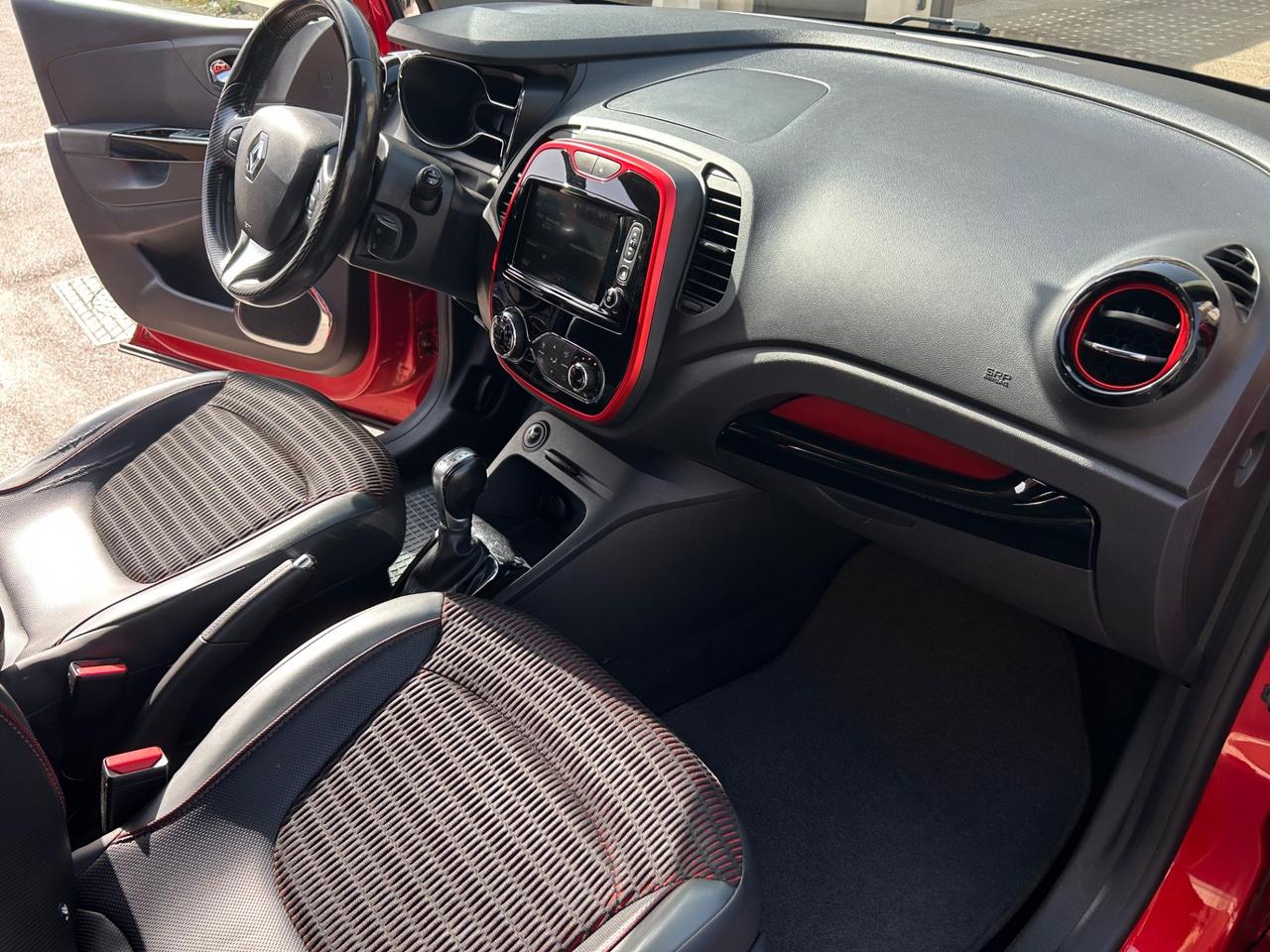 Renault Captur dCi 8V 90 CV EDC Start&Stop Energy Intens