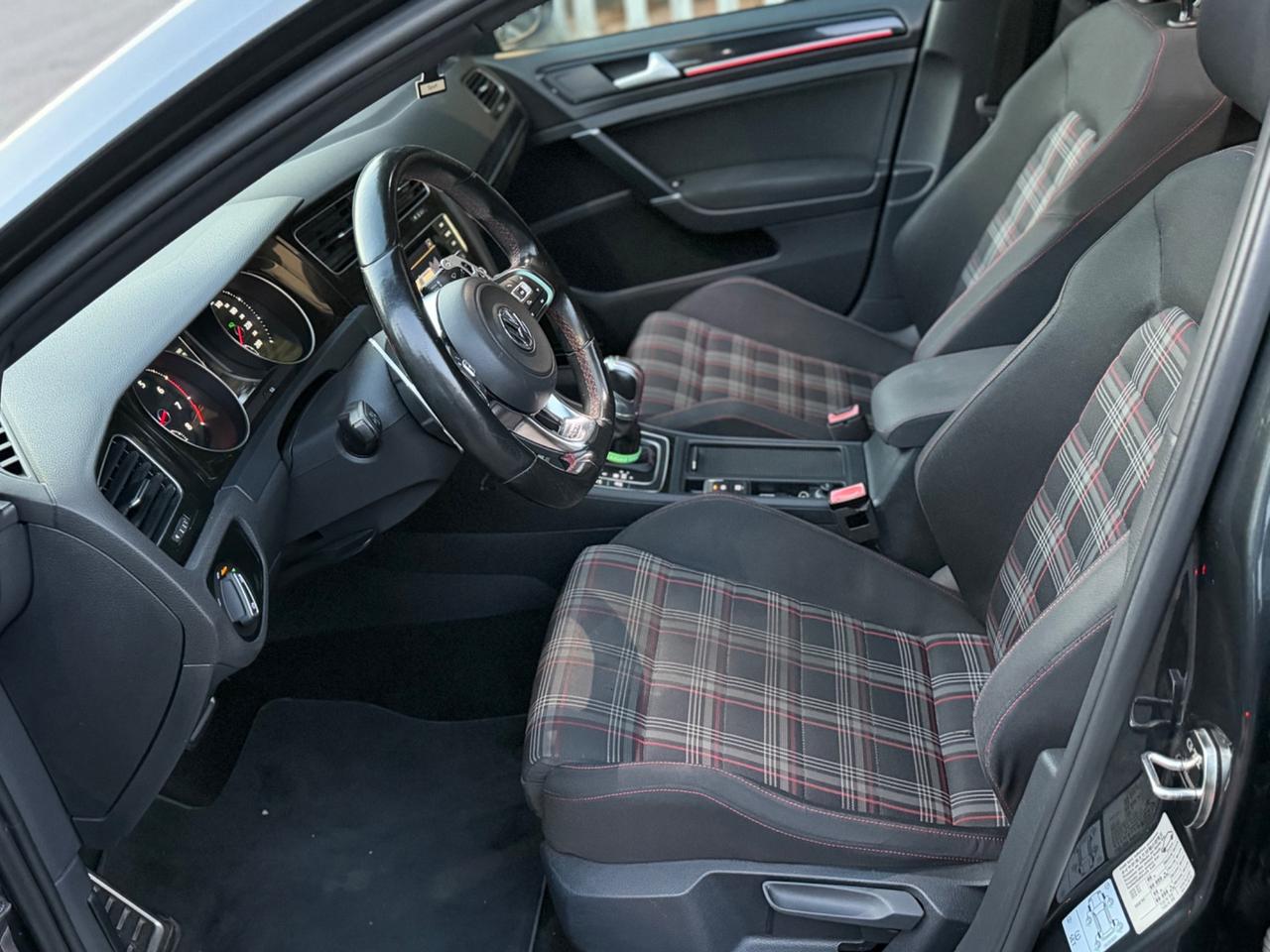 Volkswagen Golf GTI Performance 2.0 TSI 5p. BlueMotion Technology