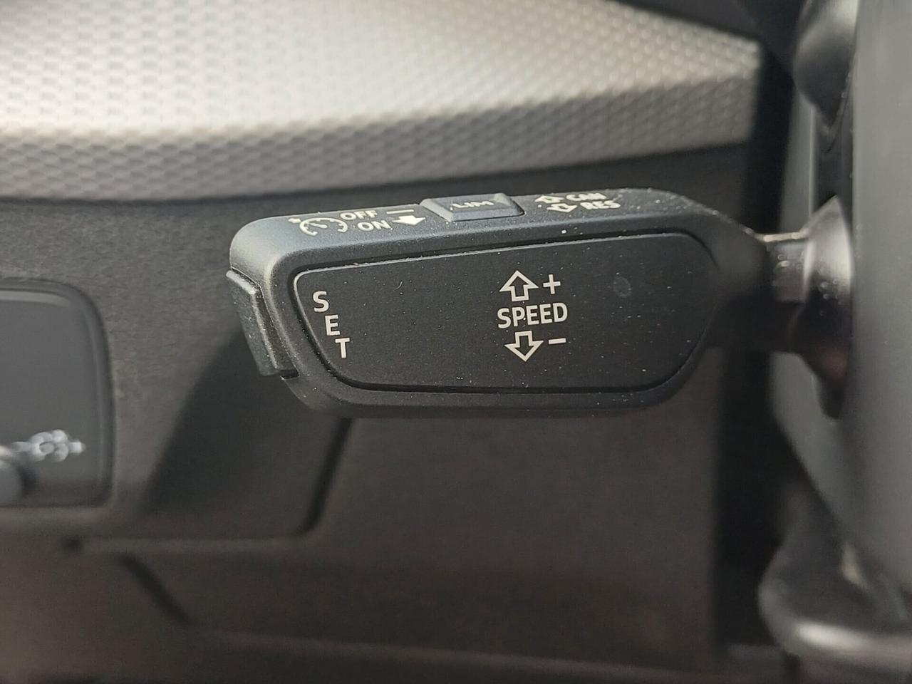 Audi Q2 35 TFSI S tronic line Edition