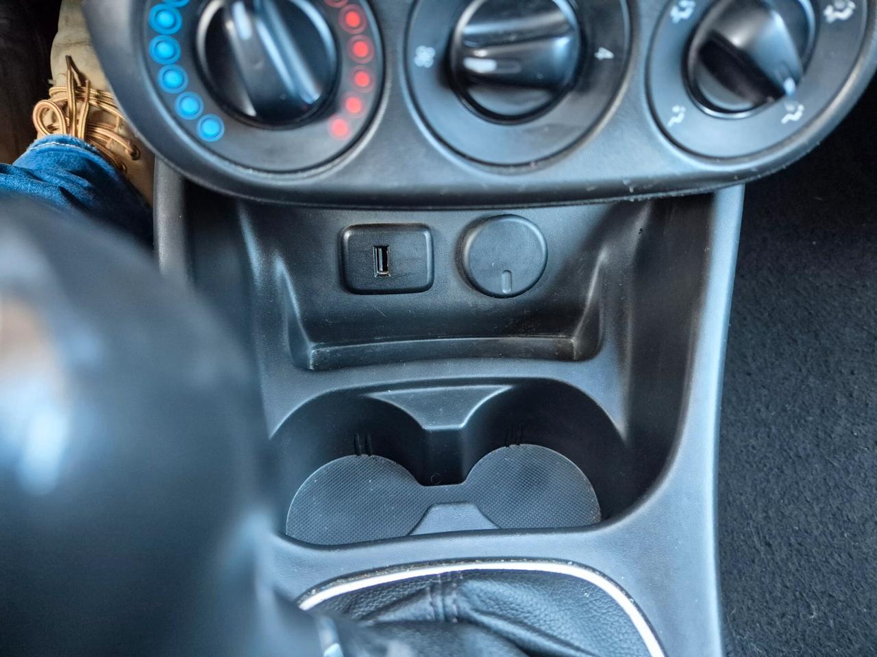 Opel Corsa 1.4 90CV GPL Tech 5 porte Advance