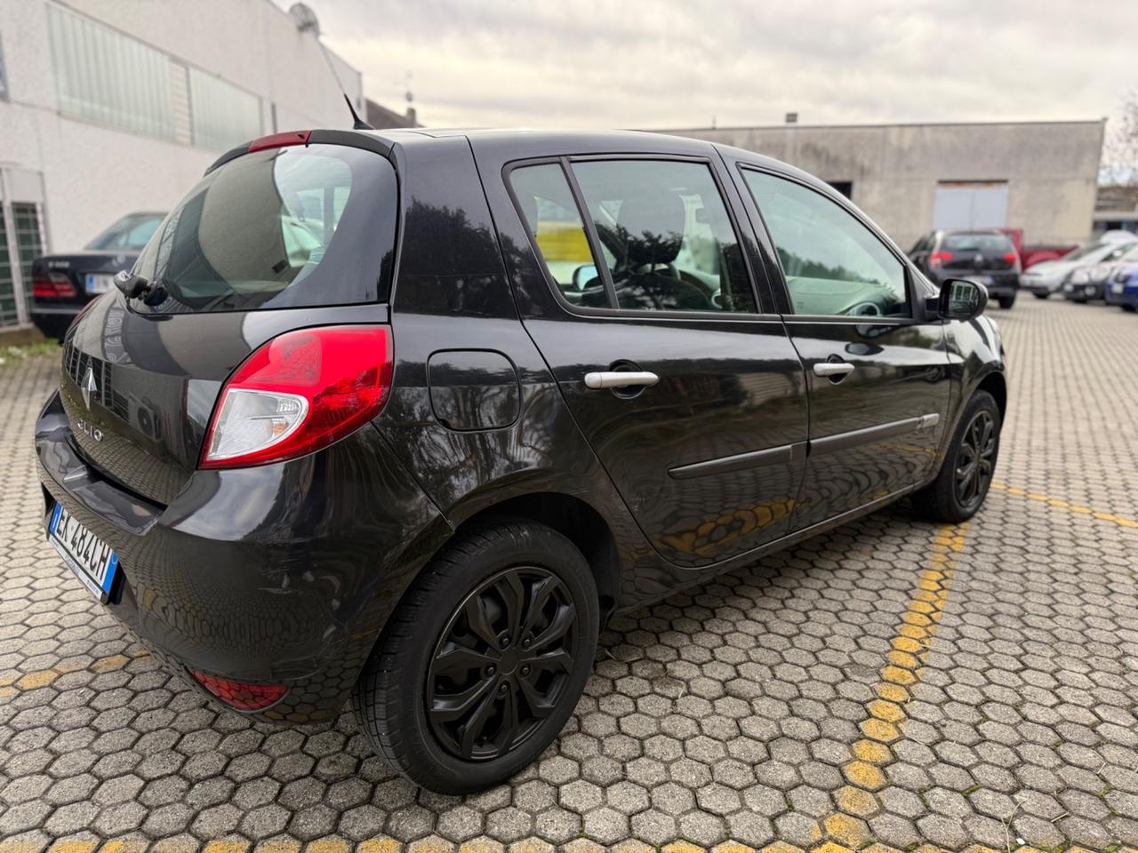 Renault Clio 1.2 16V 5 porte GPL Dynamique