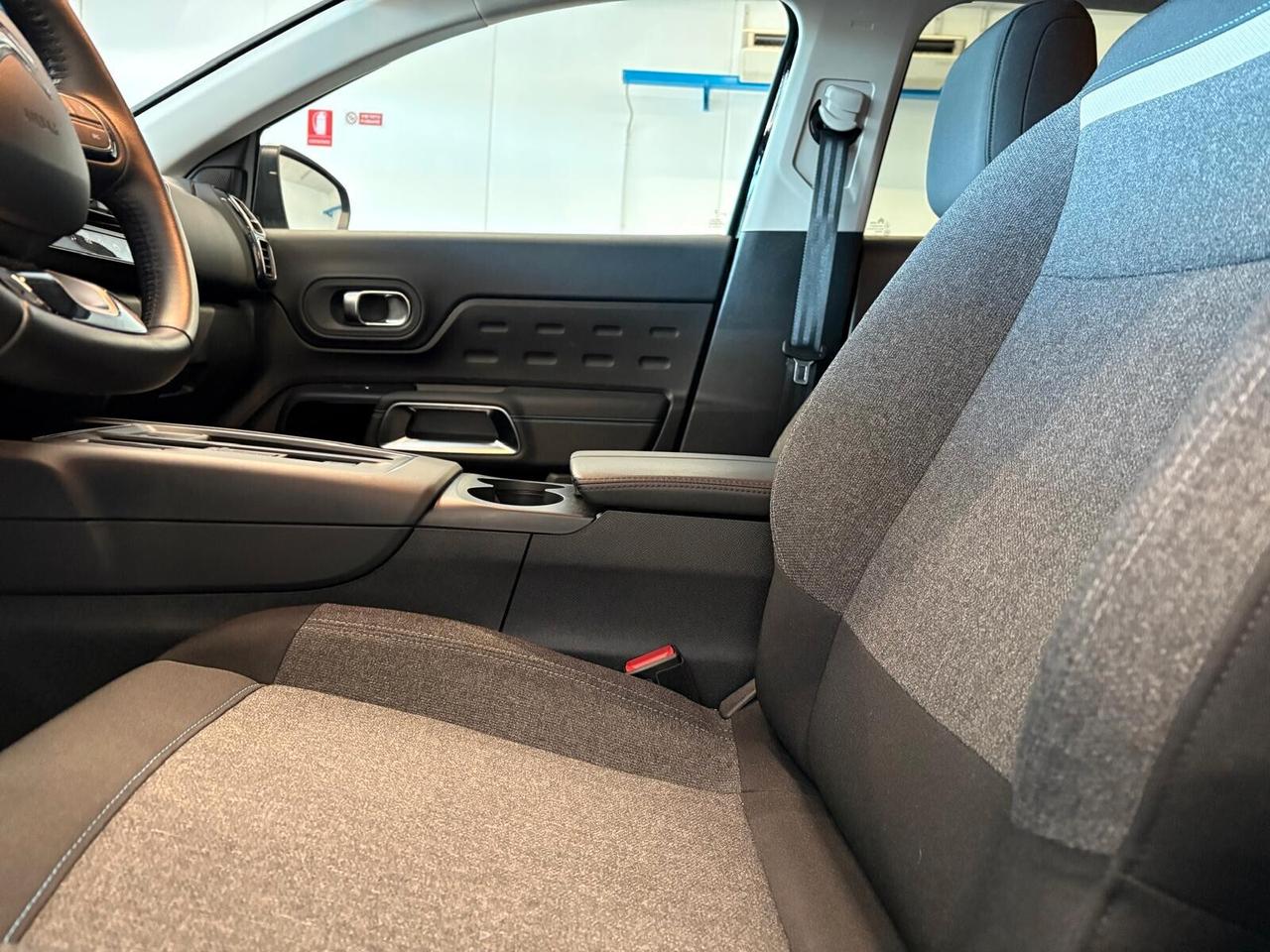 Citroen C5 Aircross PLUS Hybrid 136 e-DCS 6 SPOTICAR