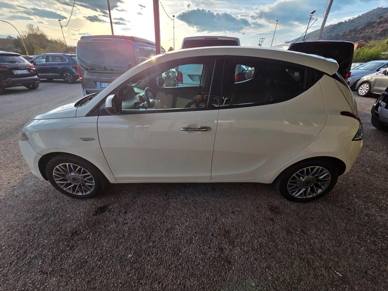 Lancia Ypsilon 1.3 MJT 16V 95 CV 5 porte S&S Platinum