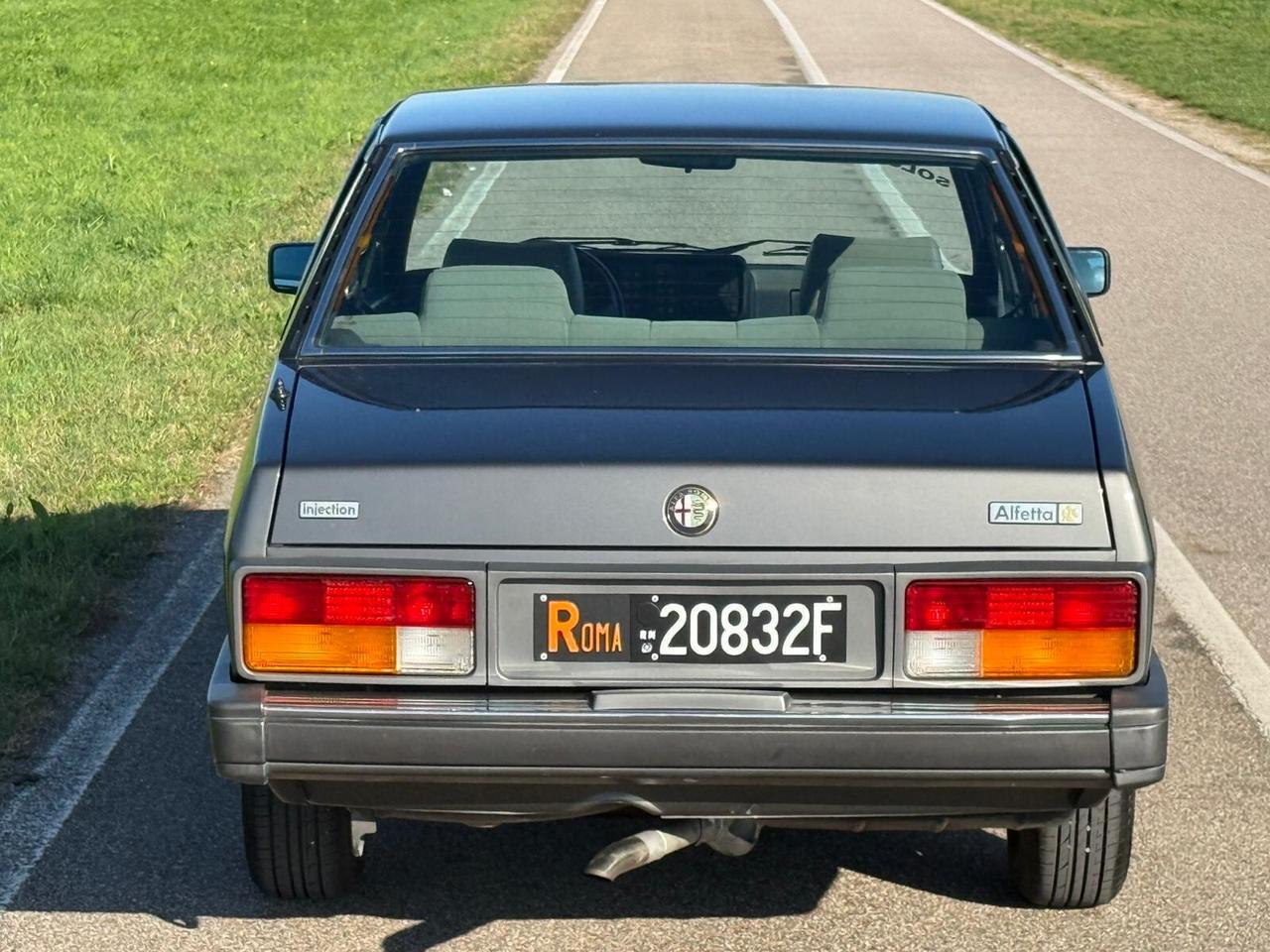 Alfa Romeo Alfetta Quadrifoglio Oro 2.0i "SOLO 32.000 KM"