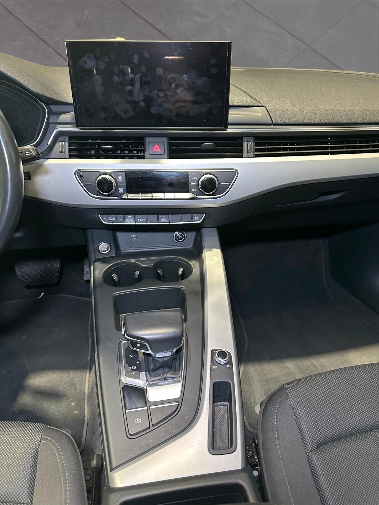 Audi A4 Avant 35 TDI/163 CV S tronic MHEV IVA ESPOSTA