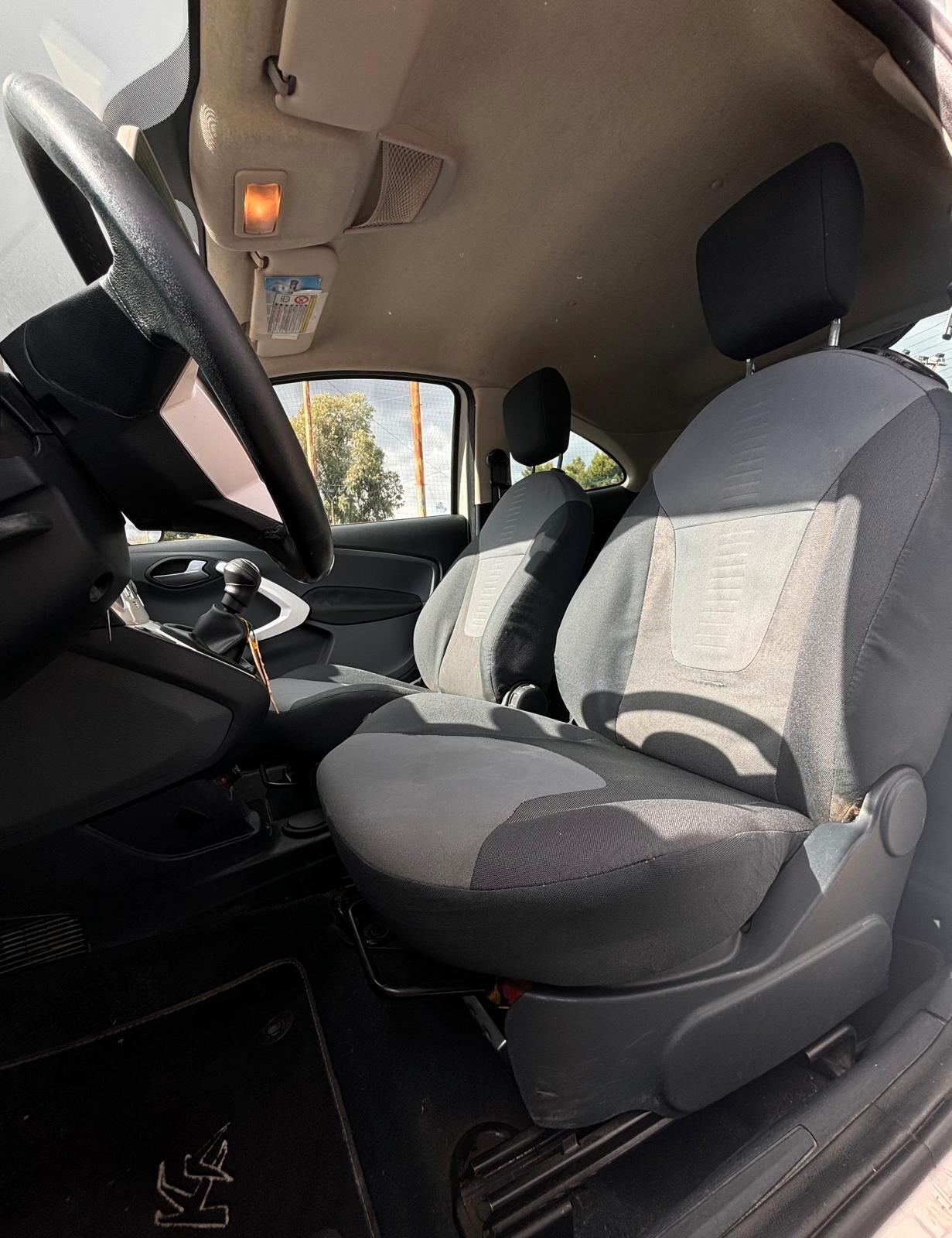 Ford Ka 1.3 TDCi 75CV Titanium