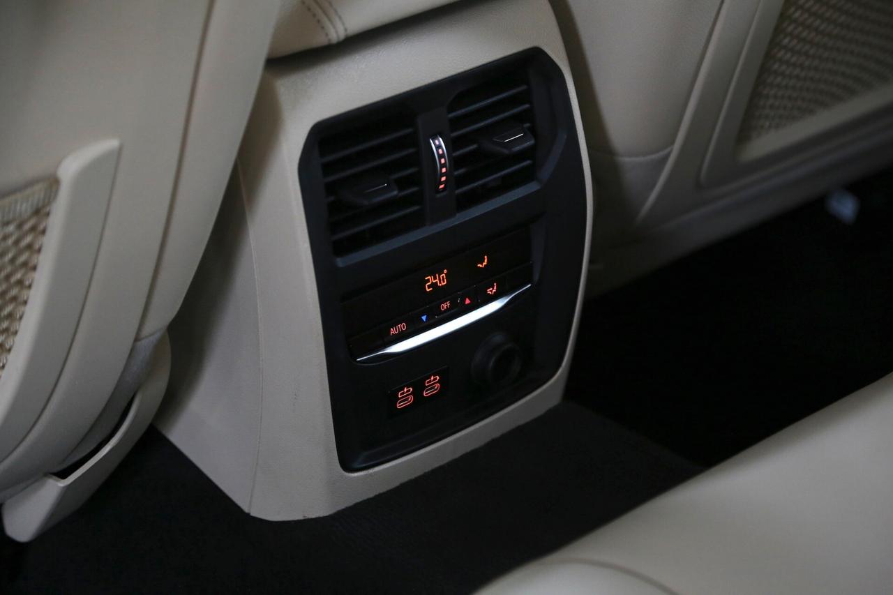 BMW 320d Touring Luxury auto