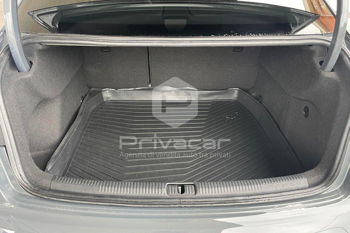 AUDI A3 Sedan 1.0 TFSI Business