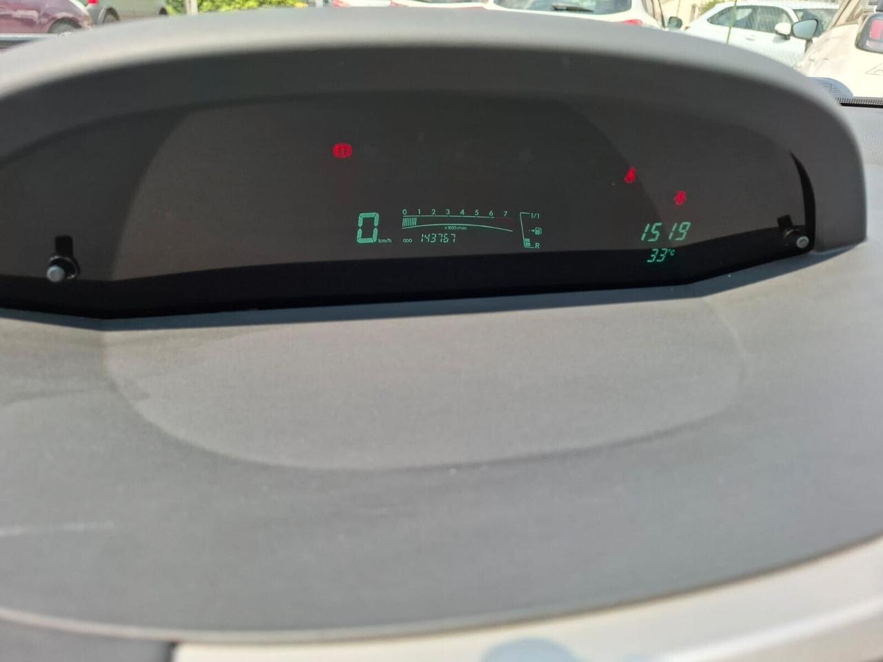 Toyota Yaris 1.0 5 porte