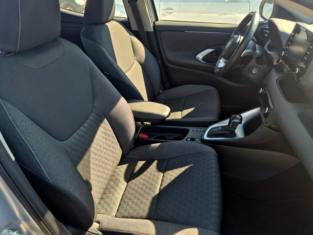 Toyota Yaris 1.5 Hybrid 5 porte Lounge