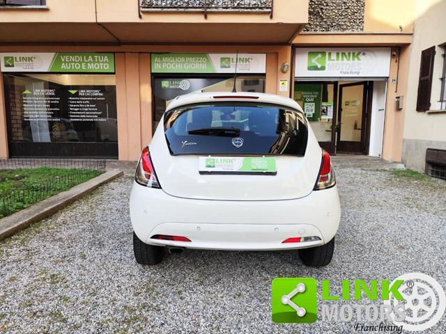 LANCIA Ypsilon 1.2 69 CV 5 porte GPL Ecochic Gold NEOPATENTATI