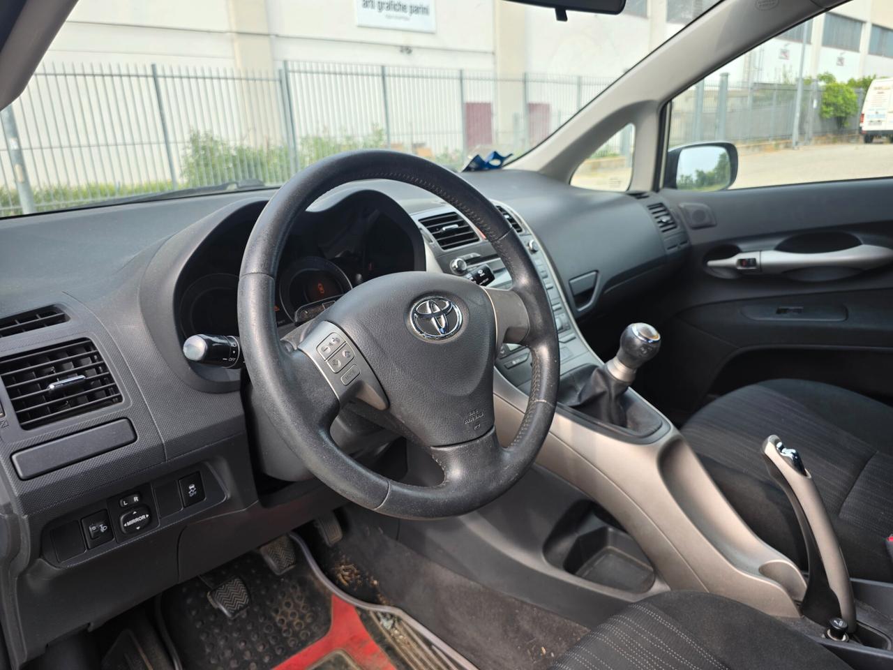 Toyota Auris 1.4 D-4D 5 porte Sol 130000km