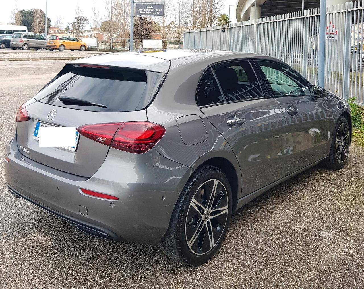 Mercedes-benz A 250 e hybrid EQ AMG Line Premium Plus