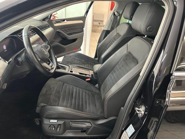 VOLKSWAGEN Passat Variant 2.0 TDI SCR 190 CV 4MOTION DSG Executive BMT
