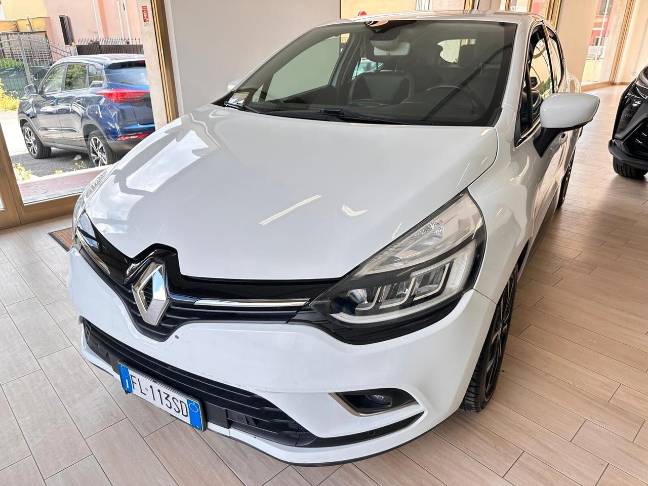 Renault Clio dCi 8V 90CV EDC Start&Stop 5 porte Energy Intens