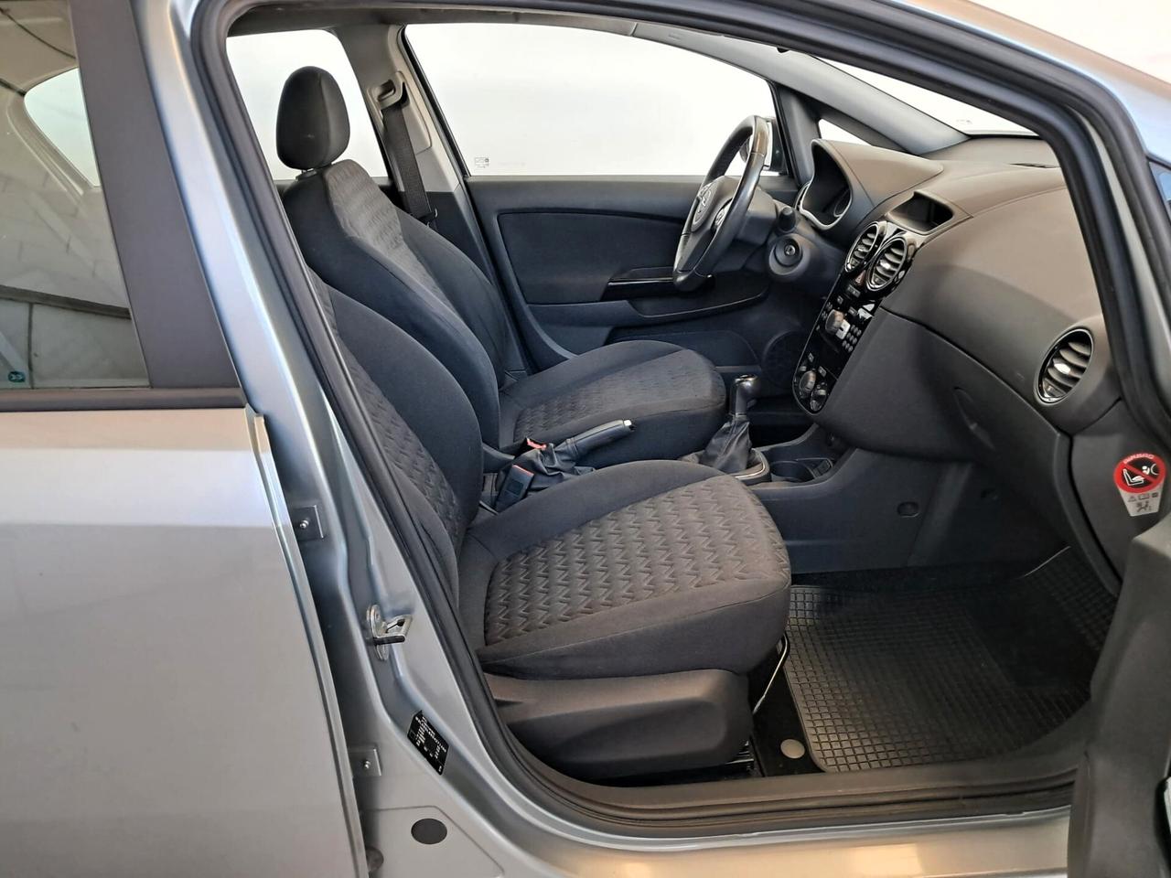 Opel Corsa 1.2 5 porte Edition