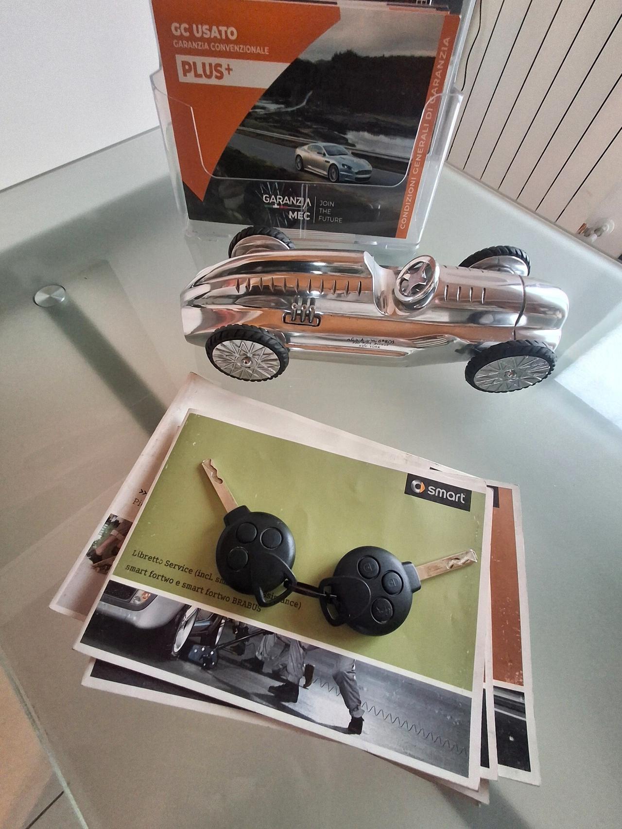 Smart ForTwo 1000 52 kW coupé pure