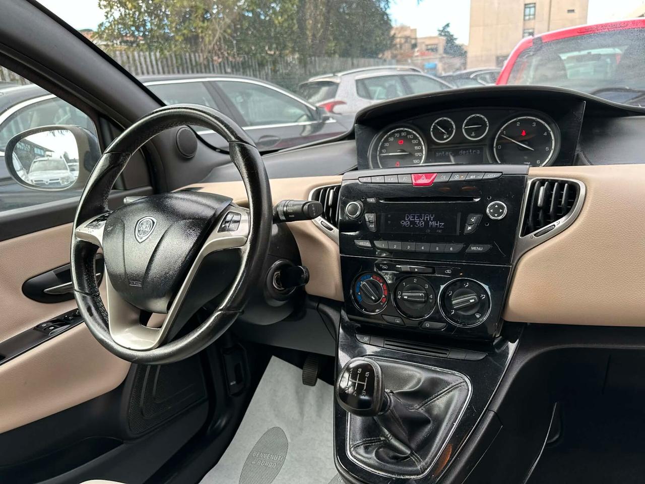 Lancia Ypsilon 1.3 MJT 16V 95 CV 5 porte S&S Gold