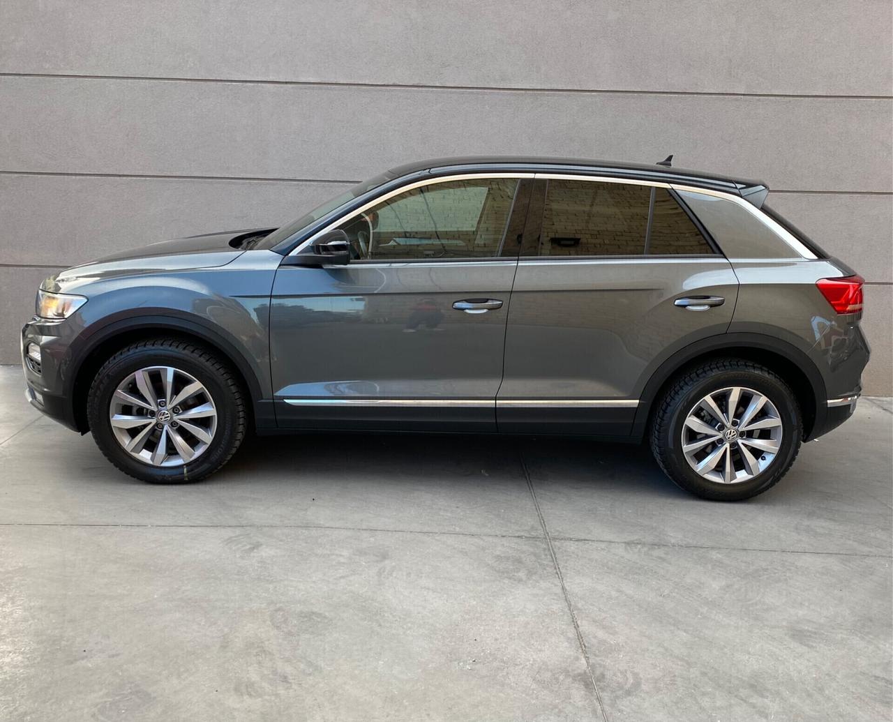 Volkswagen T-Roc 1.5 Benzina Automatica