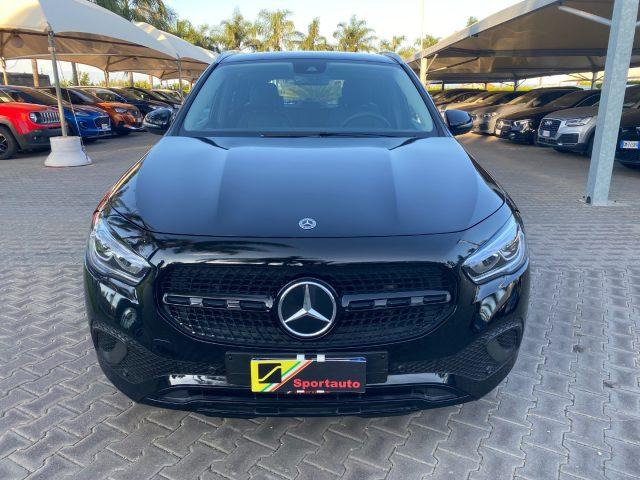 MERCEDES-BENZ GLA 180 d Automatic Sport