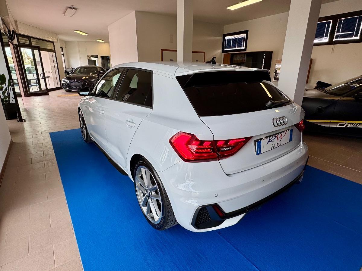 AUDI - A1 Sportback - A1 SPB 30 TFSI S line edition