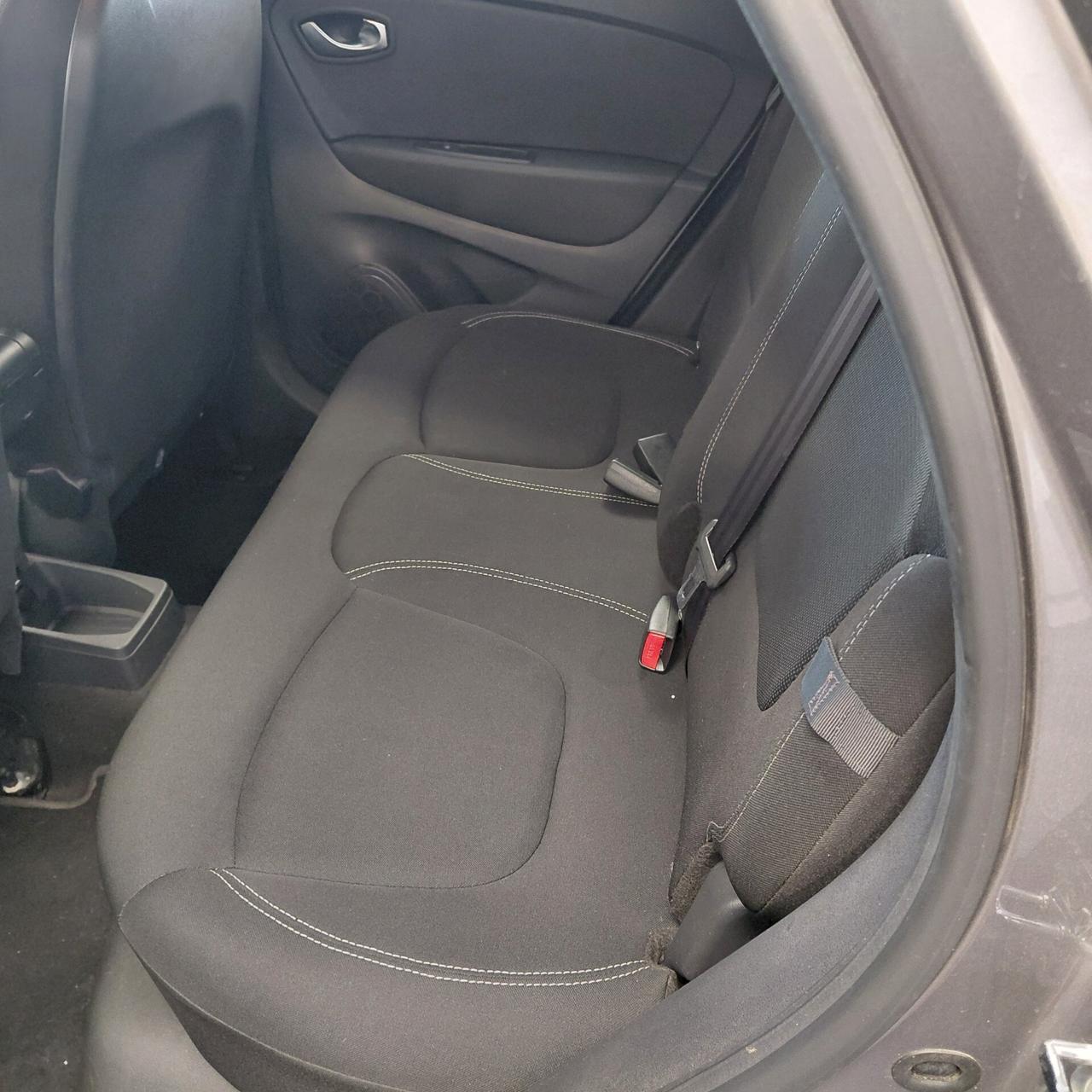 RENAULT CAPTUR ANNO 2018 BZ ADATTA NEOPATENTATI KM 40 MILA