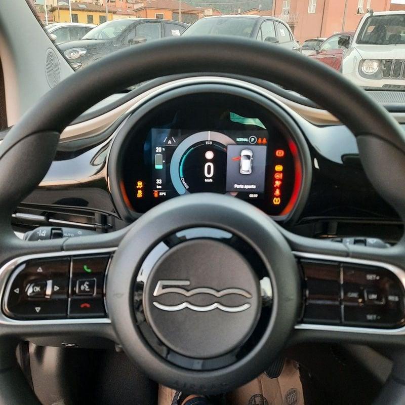 FIAT 500 Action Berlina 190 24 KWH