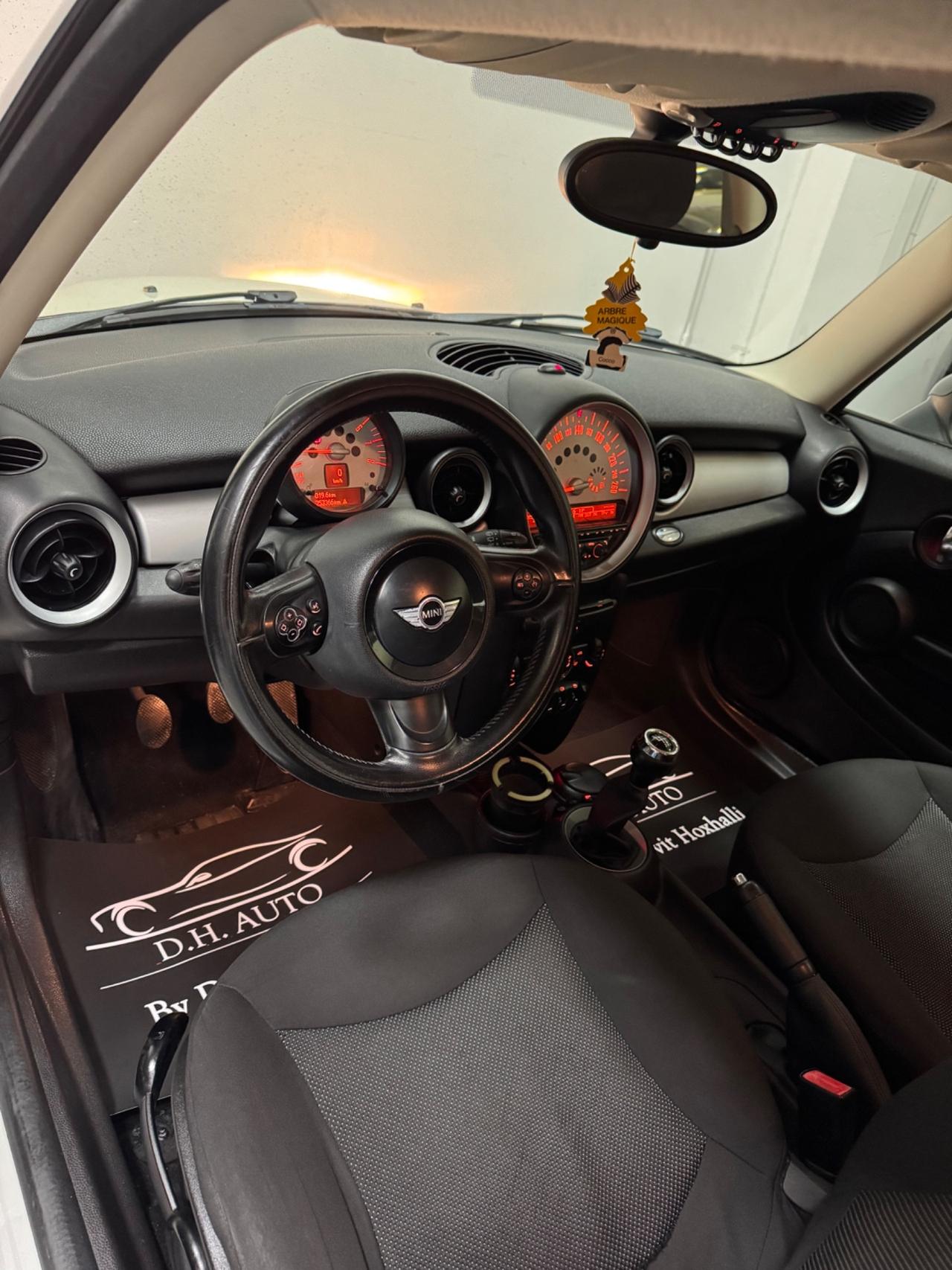 Mini 1.6 16V One (55kW)