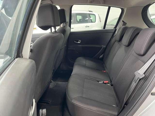 Renault Clio Clio III 2009 5p 1.2 16v Luxe