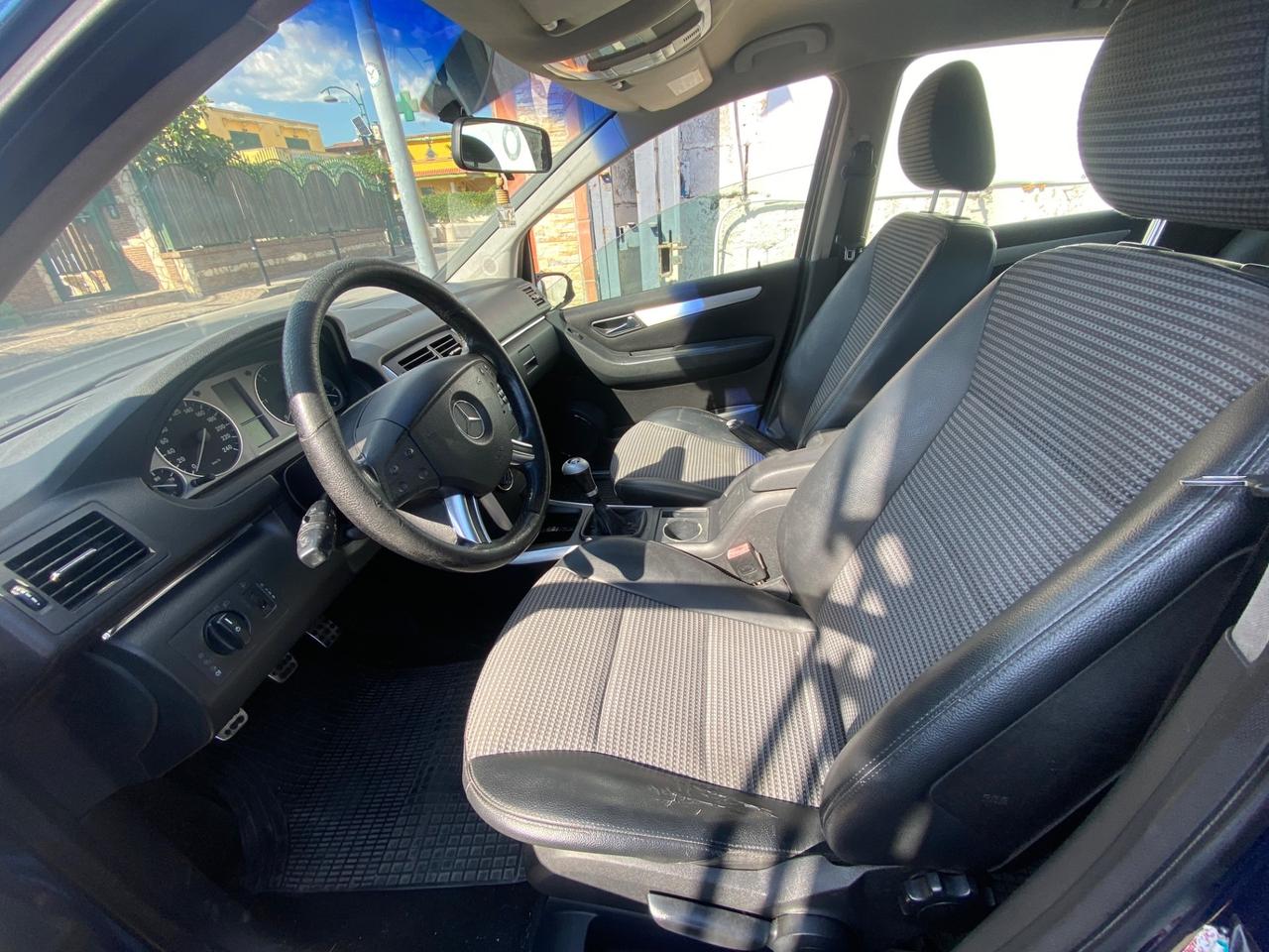 Mercedes-benz B 180 CDI