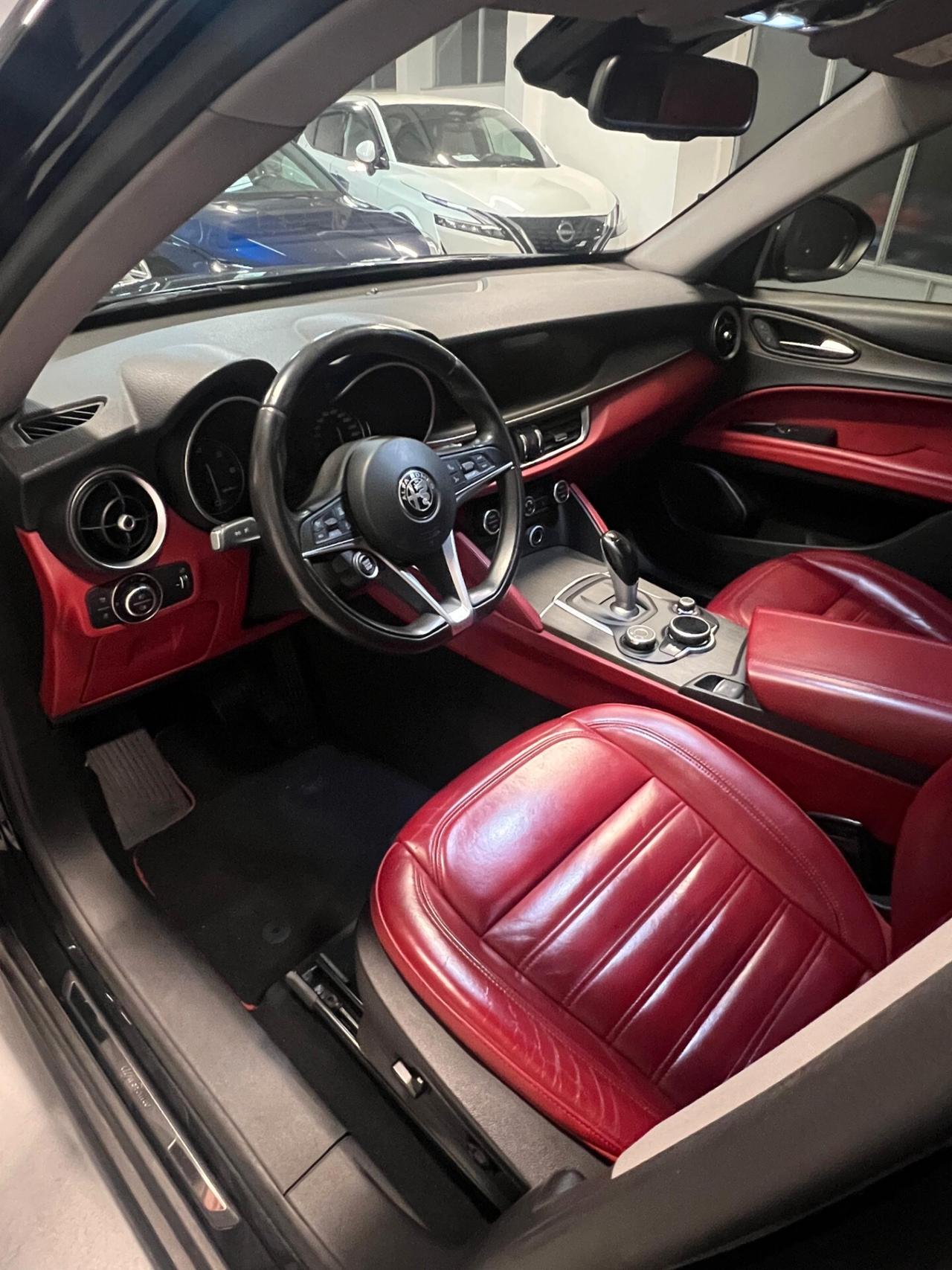 Alfa Romeo Stelvio 2.2 Turbodiesel 180 CV AT8 Q4 Super