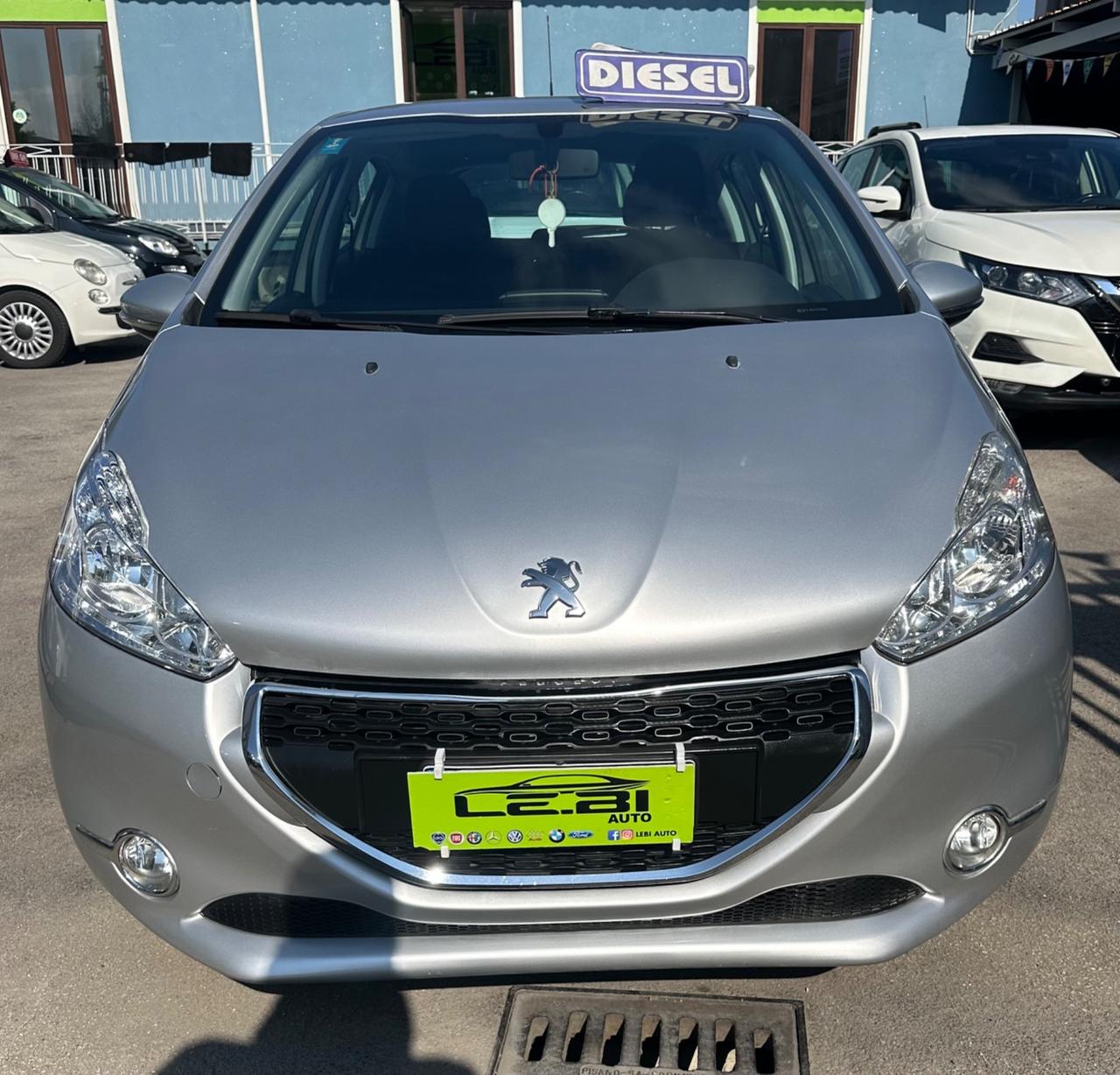 Peugeot 208 1.4 HDi 68 CV 5 porte Allure