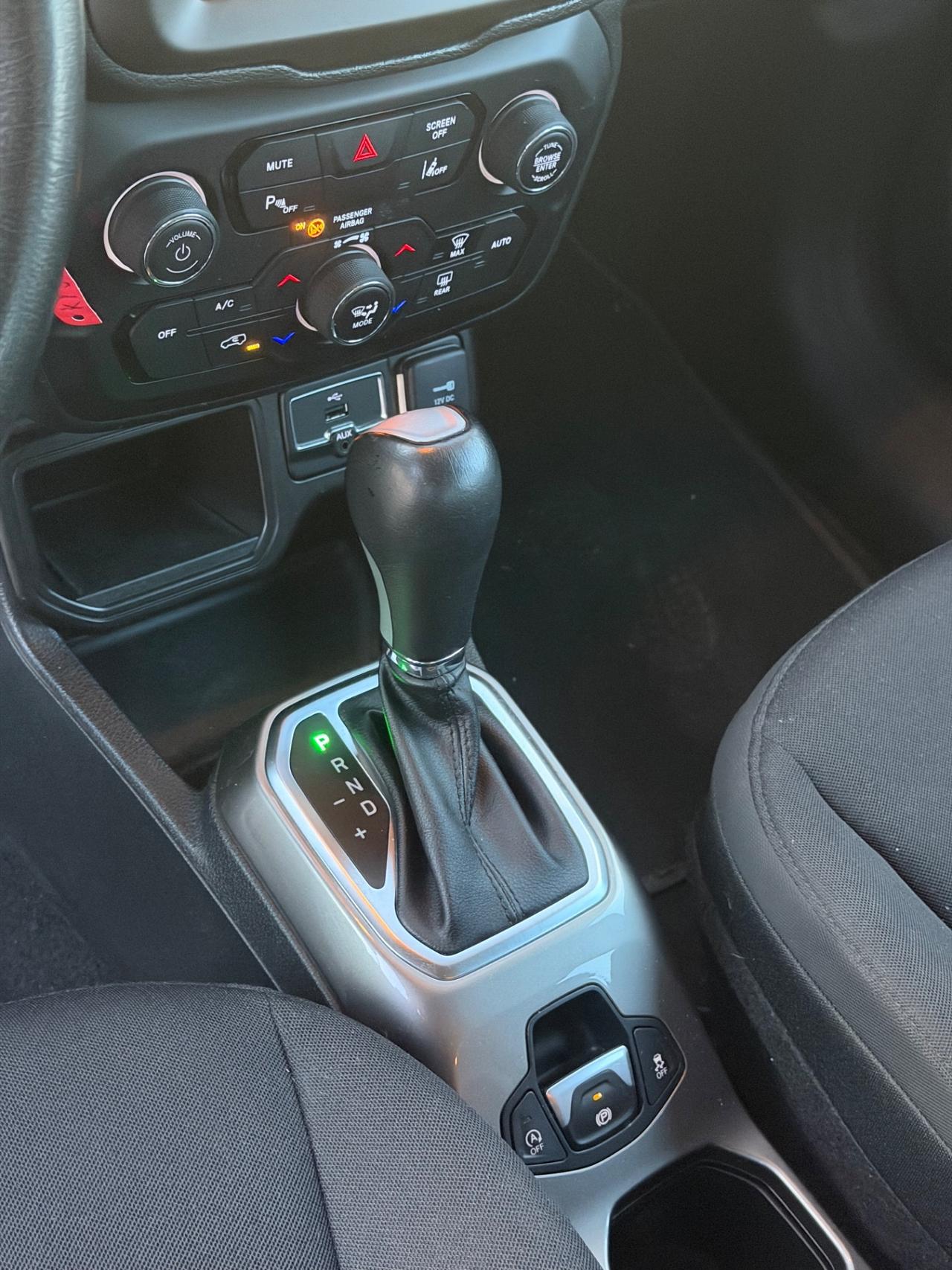 Jeep Renegade 1.3 T4 Cilindri Limited automatico