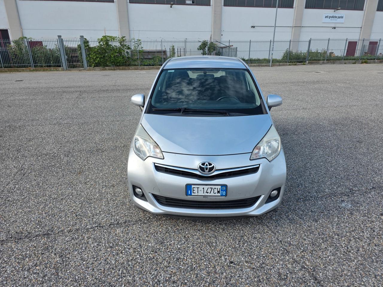 Toyota Verso-S 1.4D MT Style TAGLIANDI UFFICIALI